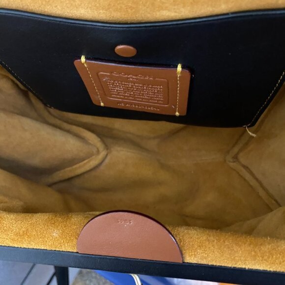 Vintage Coach Turnlock Crossbody Saddle Bucket Bag - Picture 9 of 11